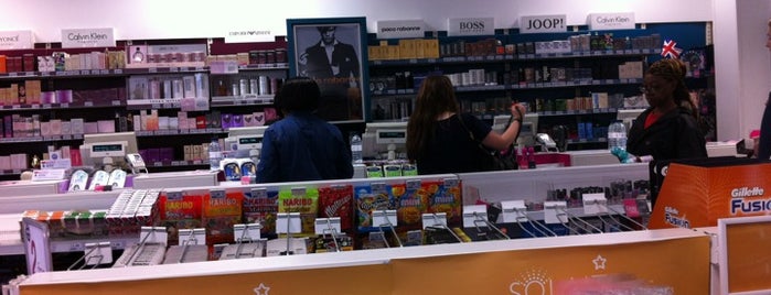 Superdrug is one of Jawaharさんのお気に入りスポット.