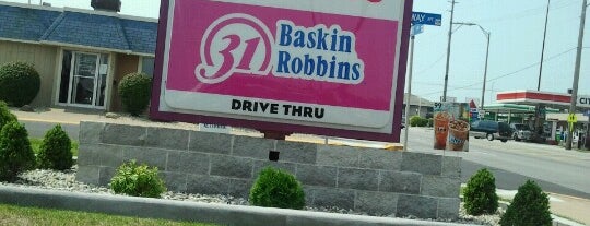 Dunkin' / Baskin-Robbins is one of สถานที่ที่ Michael ถูกใจ.