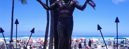Duke Kahanamoku Statue is one of Summer bucket list.