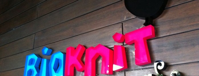 BigKnit Cafe is one of Lugares guardados de Art.