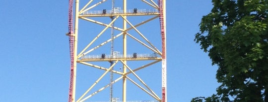 Top Thrill Dragster is one of World's Top Roller Coasters.