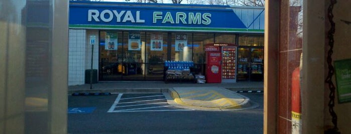 Royal Farms is one of Locais curtidos por Robert.