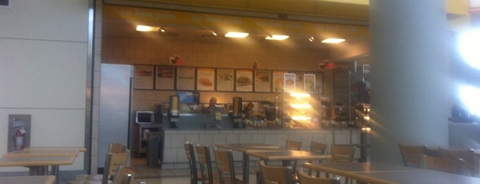 Au Bon Pain is one of Airports.