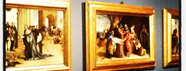 Gallerie dell'Accademia is one of Museus.