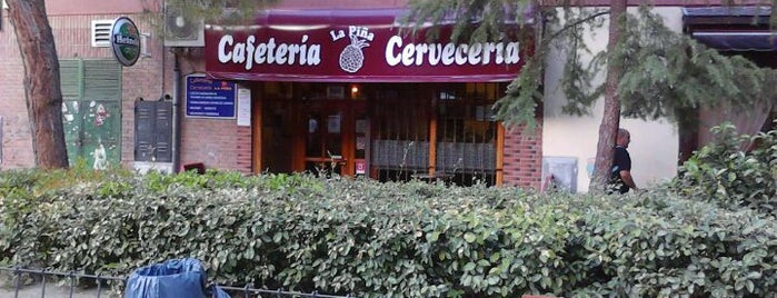 Cafetería Cervecería La Piña is one of Bares de Valdemoro (Madrid).