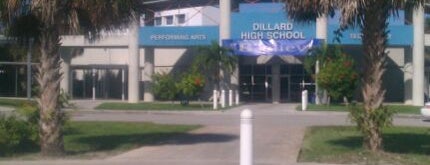 Dillard High School is one of สถานที่ที่ Aristides ถูกใจ.