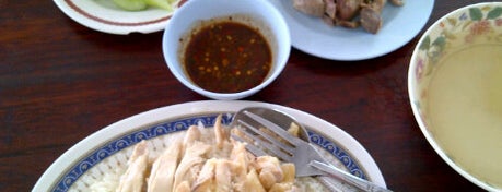 ข้าวมันไก่ตะวันออก is one of Chonburi.