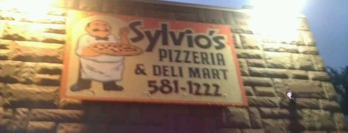 Sylvio's Pizzeria & Deli is one of rochesternypizza-2.