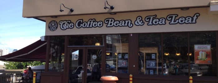 The Coffee Bean & Tea Leaf is one of The 7 Best Places for a White Chocolate Mocha in Honolulu.