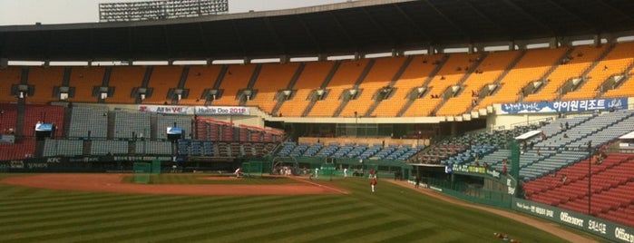 Jamsil Baseball Stadium is one of Seoul: Walking Tourist Hitlist.