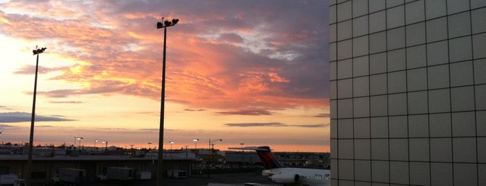 Aeroporto Internacional de Nova Orleães Louis Armstrong (MSY) is one of Airports - worldwide.