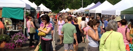 Portsmouth Farmer's Market is one of Lieux qui ont plu à Ted.