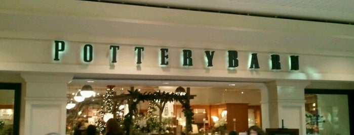 Pottery Barn is one of Chrisito 님이 좋아한 장소.