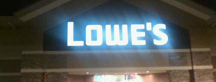 Lowe's is one of Orte, die Phil gefallen.