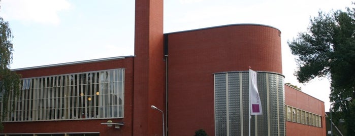 Snelliusschool is one of De scholen van Dudok.