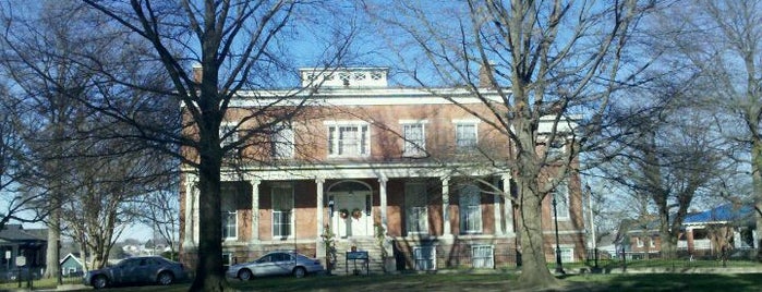 Center Hill Mansion is one of Petersburg.