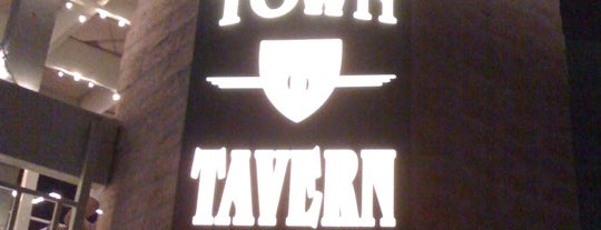 Old Town Tavern is one of Scottsdale.