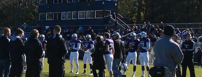 Amherst College is one of The NESCAC.