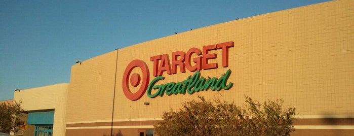 Target is one of Locais curtidos por Melissa.