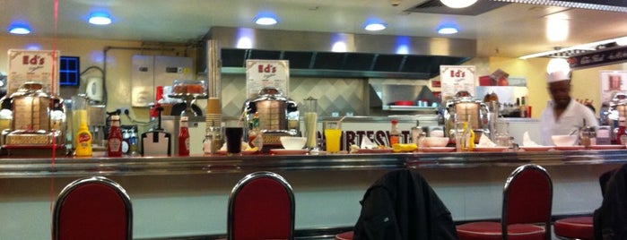 Ed's Easy Diner is one of Burgerac's Recommended London Burgers.