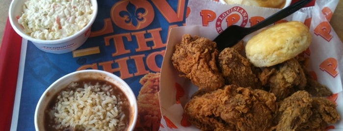 Popeyes Louisiana Kitchen is one of Jさんのお気に入りスポット.