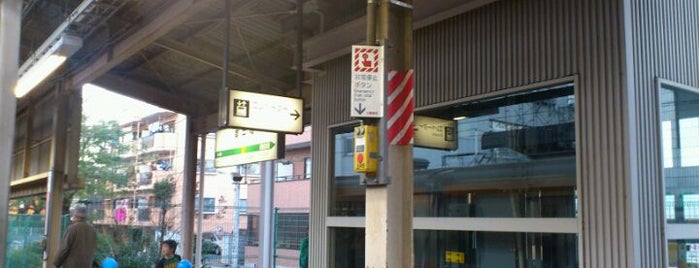 Higashi-Nakagami Station is one of 青梅線.