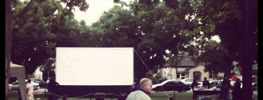 The City Of West Torrens Memorial Gardens is one of Road Movie Outdoor Cinema Locations.