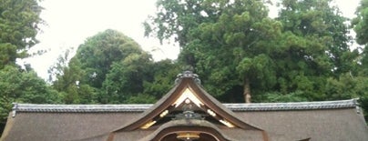 大神神社 is one of 二十二社.