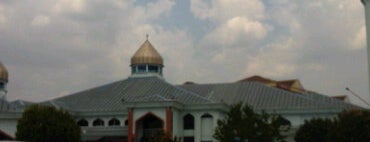 Masjid al-Falah is one of Masjid & Surau.
