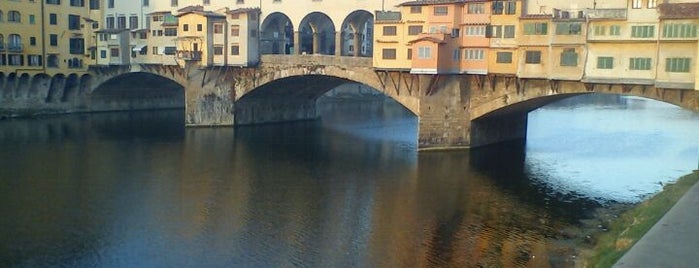 Ponte Vecchio is one of My Italy Trip'11.
