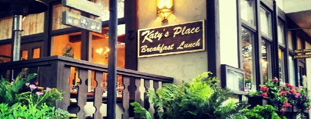 Katy's Place is one of Isadoraさんのお気に入りスポット.