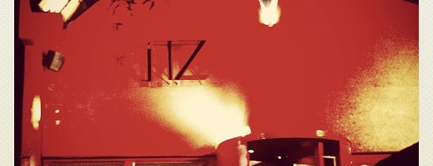 Ritz is one of Restaurantes.