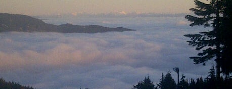 Mt Seymour Resorts is one of BC Ski Resorts.