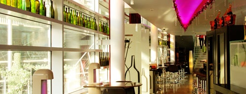 D'vine Bar is one of Vīna bāri & restorāni.