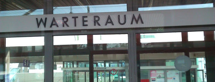 Gelsenkirchen Hauptbahnhof is one of Train Stations Visited.