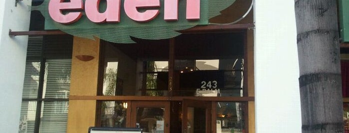 Eden Nails & Spa is one of Lara'nın Beğendiği Mekanlar.