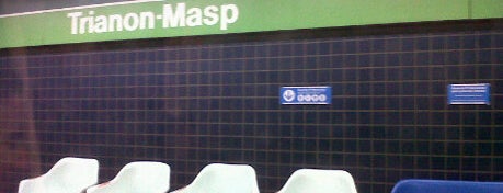 Estação Trianon-Masp (Metrô) is one of Dias Fora.