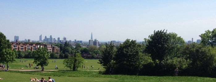 Parliament Hill is one of London.