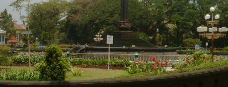Alun-Alun Kota Malang is one of ouT-d0oRz.......