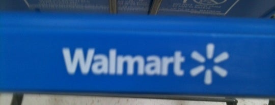 Walmart Supercenter is one of สถานที่ที่ Jackie ถูกใจ.