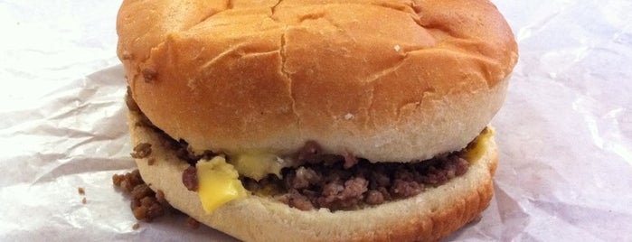 Maid Rite Sandwich Shoppe is one of Lugares favoritos de Thom.