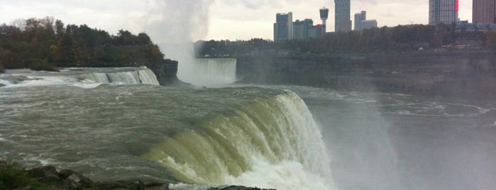 Niagara Falls State Park is one of Favorite Cities & Places.