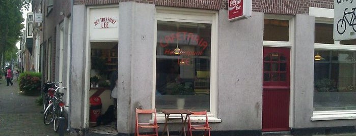 Cafetaria Het Trefpunt 'Lee' is one of Rene'nin Beğendiği Mekanlar.