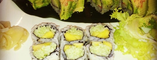Eastern Sushi Japanese Restaurant is one of Amanda'nın Beğendiği Mekanlar.