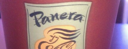 Panera Bread is one of Lugares favoritos de Cheri.