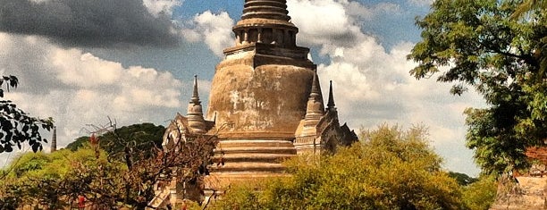 Ayutthaya Historical Park is one of Locais salvos de Esra.