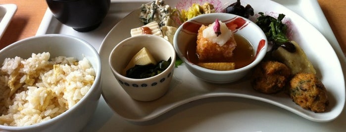 TOFU CAFE FUJINO 北野店 is one of Kyoto Essentials.
