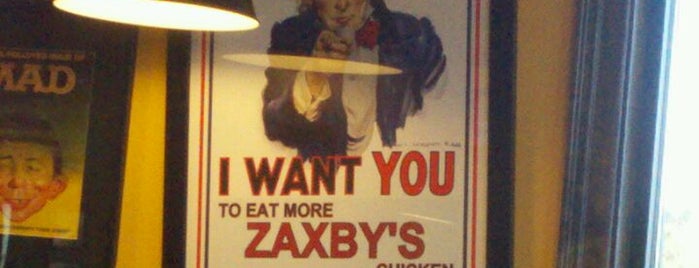 Zaxby's Chicken Fingers & Buffalo Wings is one of Lugares favoritos de Rhea.