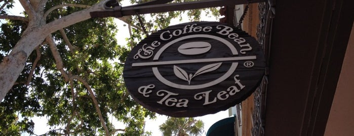 The Coffee Bean & Tea Leaf is one of Lugares favoritos de Den.
