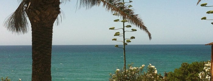 Playa del Pirata is one of Locais salvos de Ro.